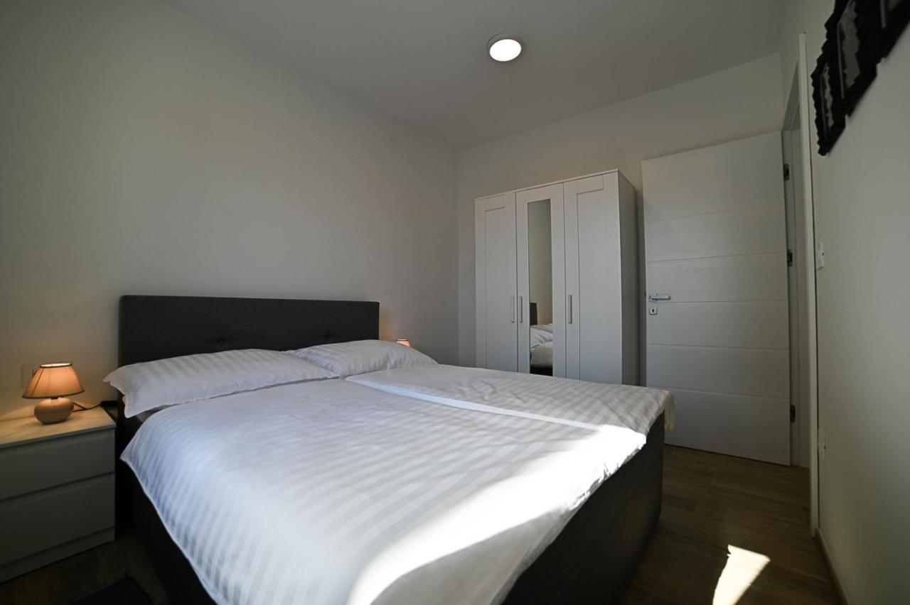 Apartment Perlitto Cres Esterno foto