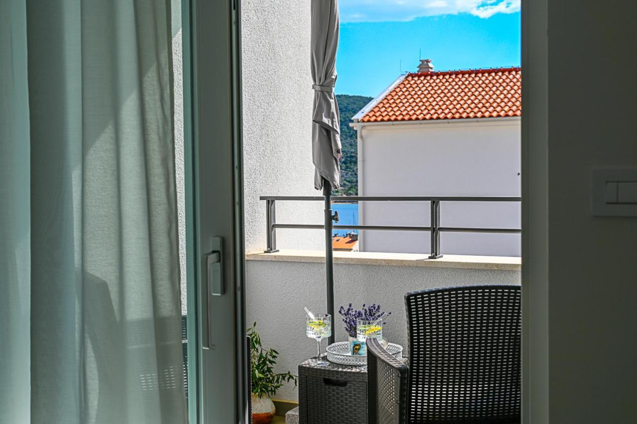 Apartment Perlitto Cres Esterno foto